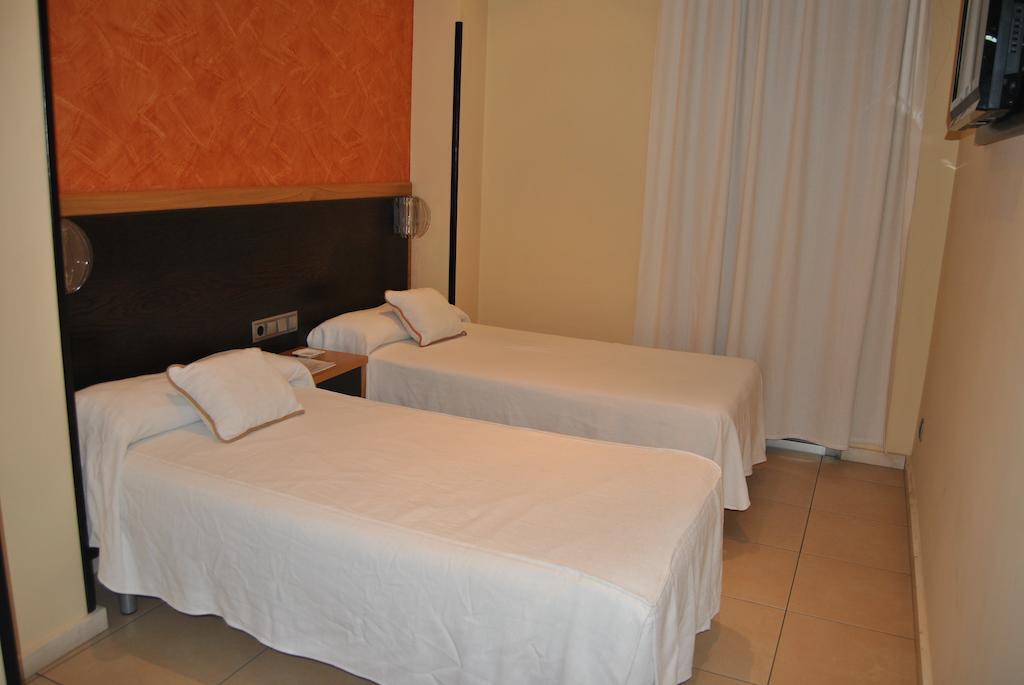 Fuente De La Magdalena Hotel Santa Amalia ห้อง รูปภาพ