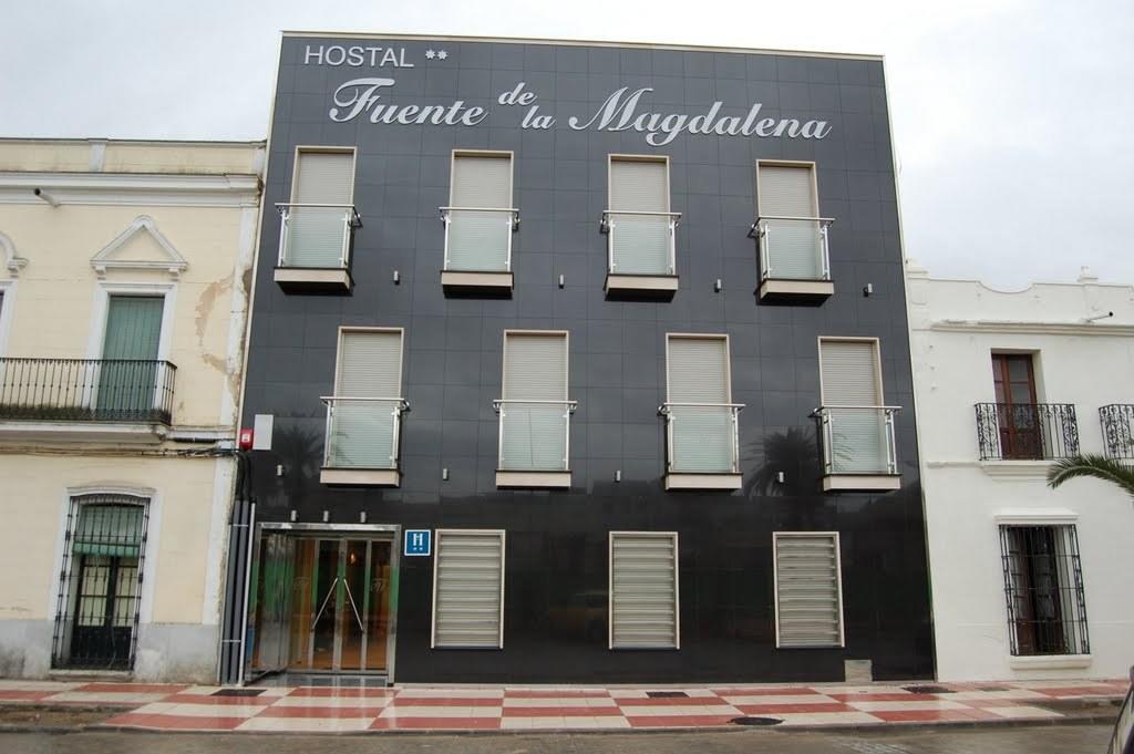 Fuente De La Magdalena Hotel Santa Amalia ภายนอก รูปภาพ